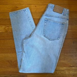vintage high rise light wash denim jeans